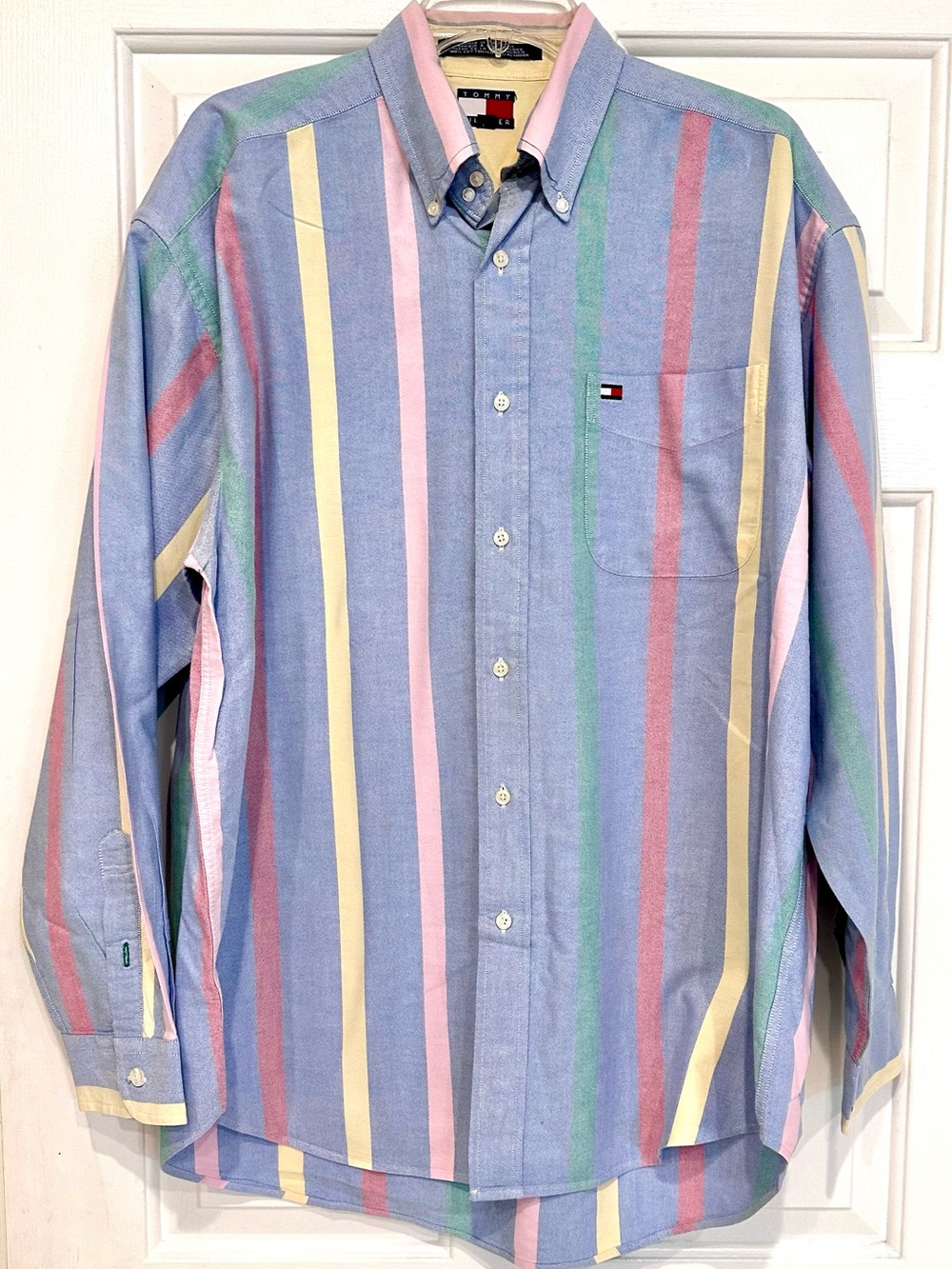 Vintage 1990s Tommy Hilfiger Pastel Striped Oxford Shirt – Size Large 100% Cotto